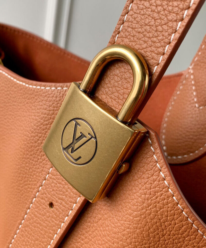 Louis Vuitton Low Key Hobo MM M24856 M24974 M25022